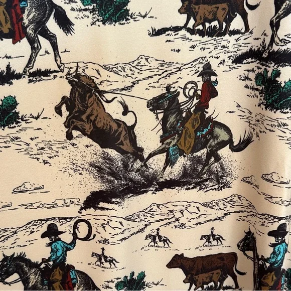 STERLING KREEK- Western Print V-Neck Long Sleeve Tee — Cream - Picture 4 of 4